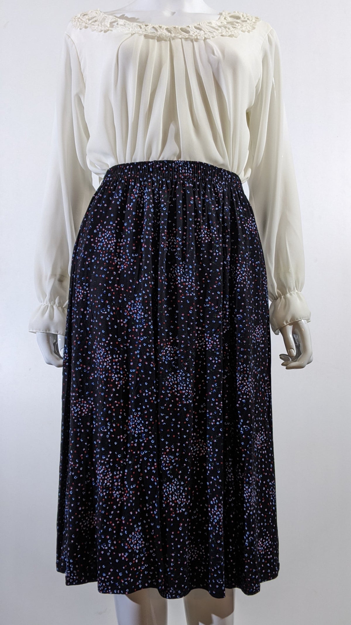 Navy Dotted Pattern Elasticated Skirt