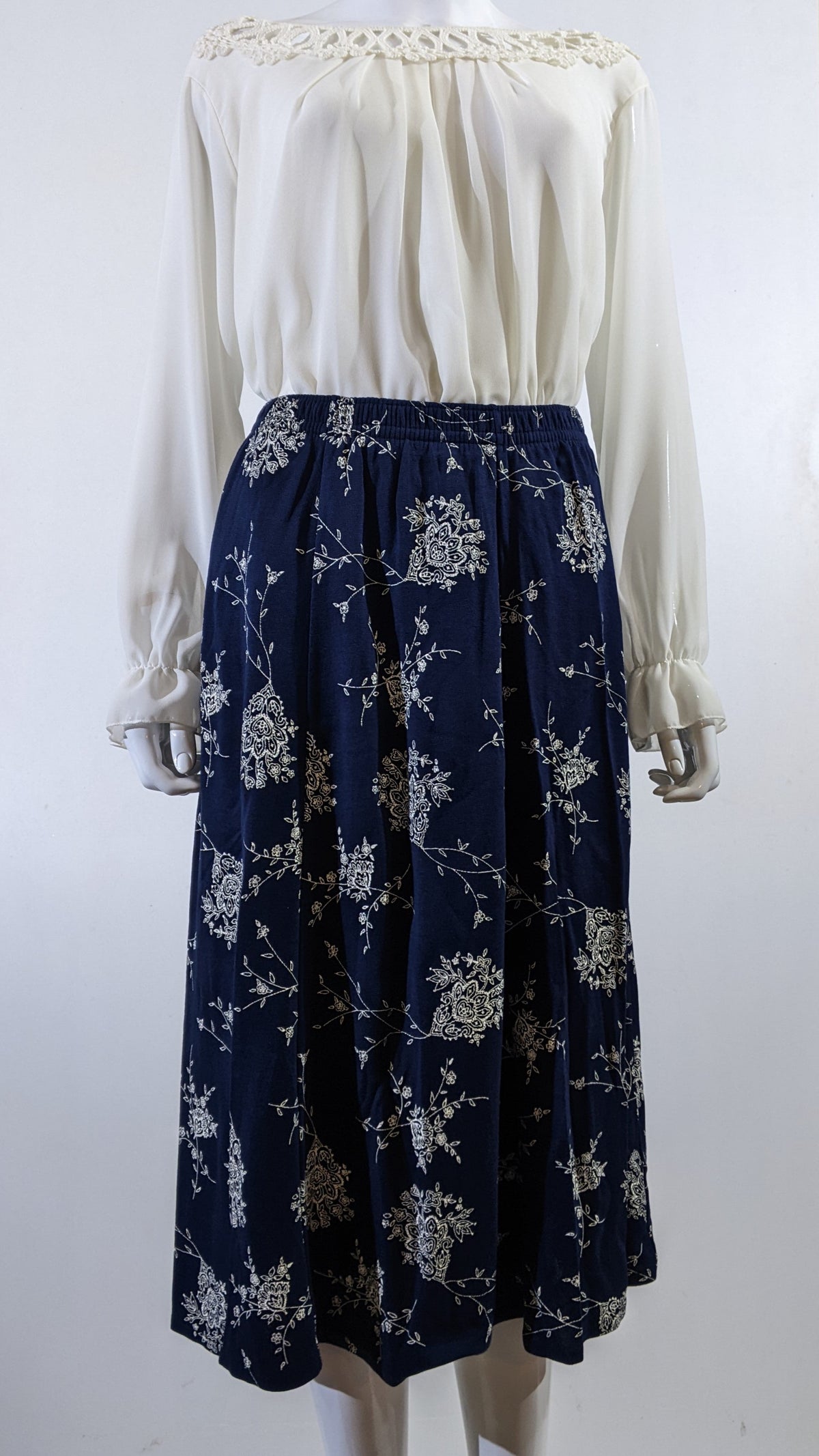 Navy Floral Design Elasticated Skirt