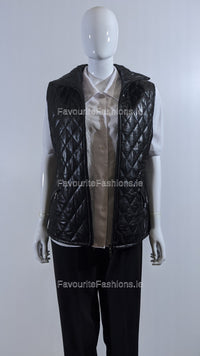 Black Diamond Quilted Waistcoat with Zipped Pockets